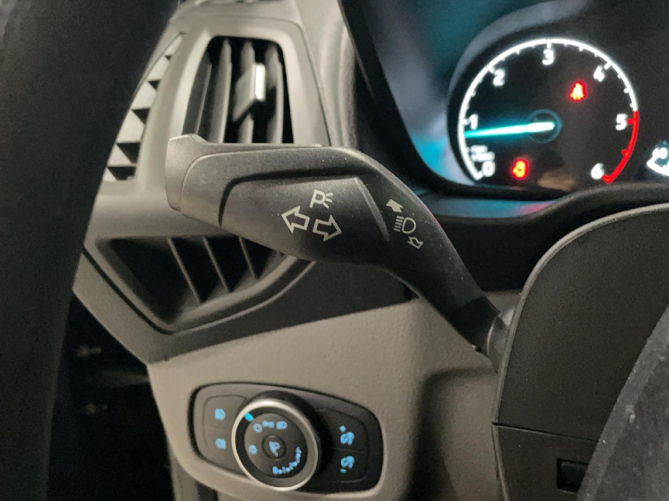 2020 Ford Transit Connect Transit Connect Kombi 1.5 TDCi 74kW Trend 230 L2 coche de segunda mano