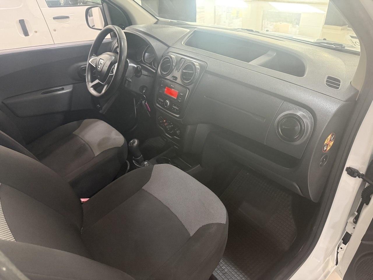 2019 Dacia Dokker Dokker Van Essential dCi 55kW (75CV) coche de segunda mano