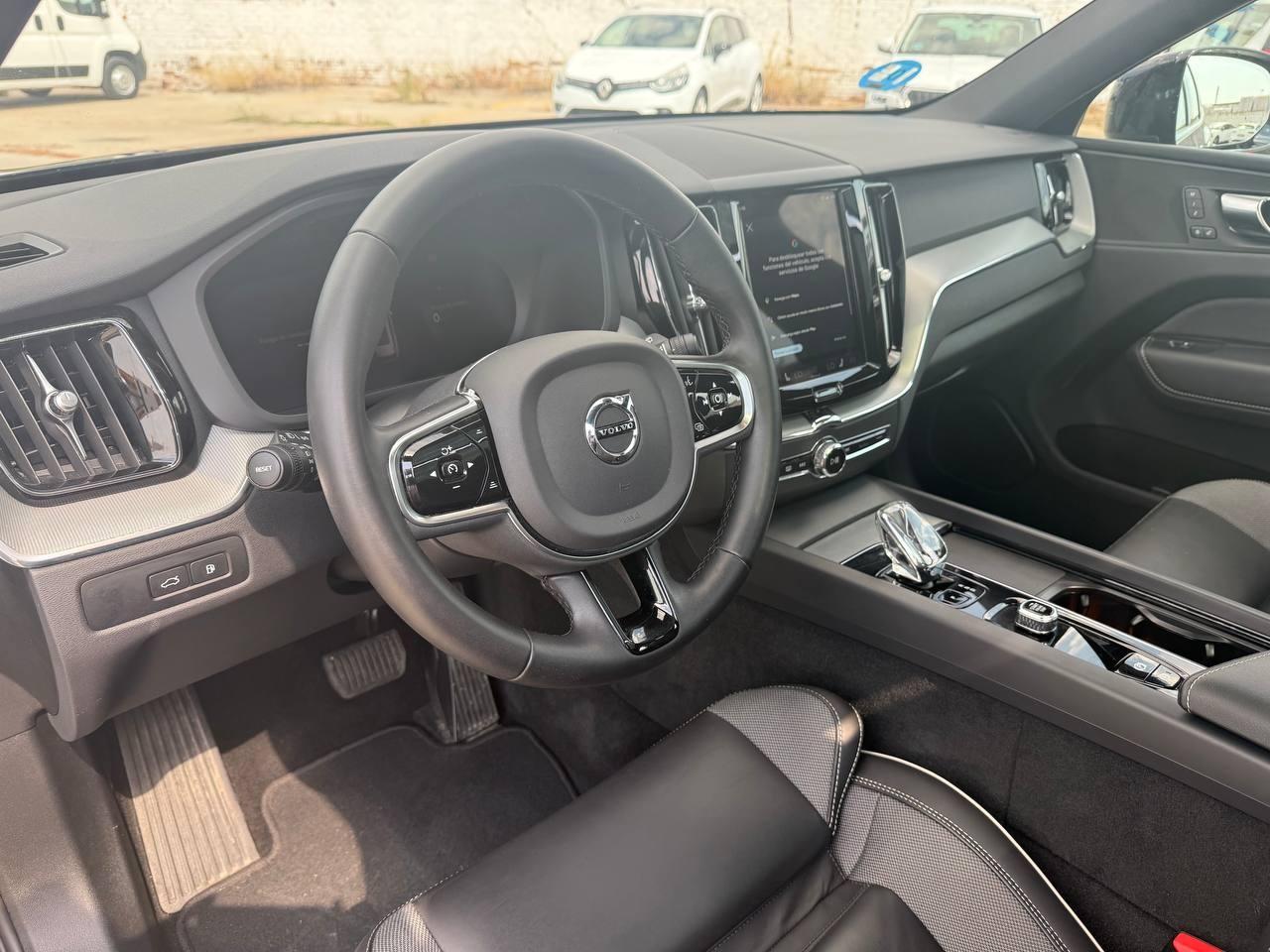 2023 Volvo XC60 XC60 2.0 T6 AWD Recharge Plus Dark Auto coche de segunda mano