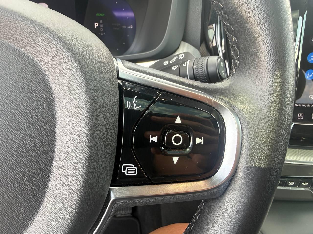 2023 Volvo XC60 XC60 2.0 T6 AWD Recharge Plus Dark Auto coche de segunda mano