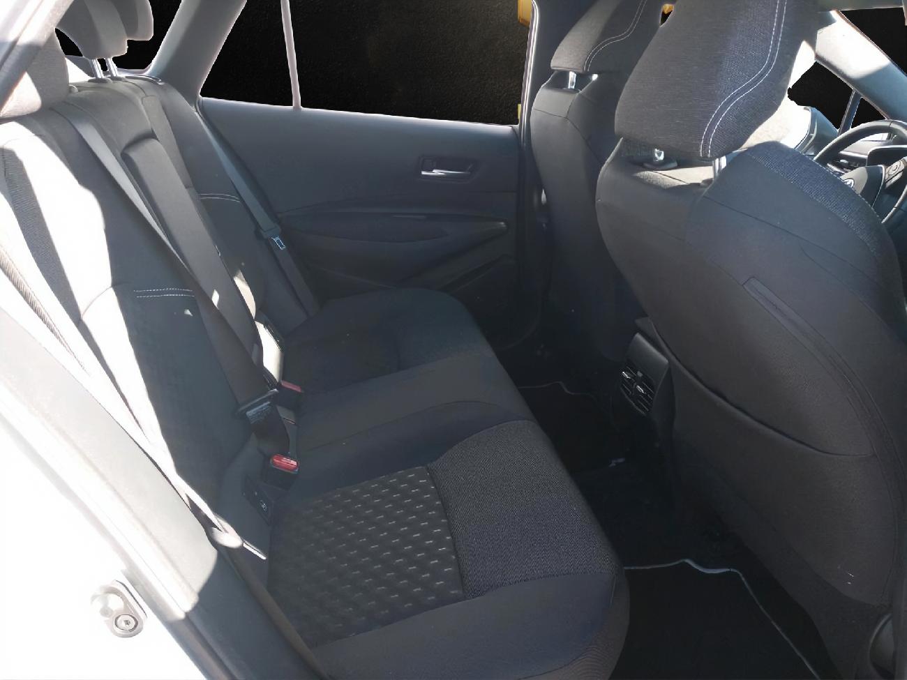 2023 Toyota Corolla Corolla 1.8 125H BUSINESS E-CVT TOU SPORT coche de segunda mano