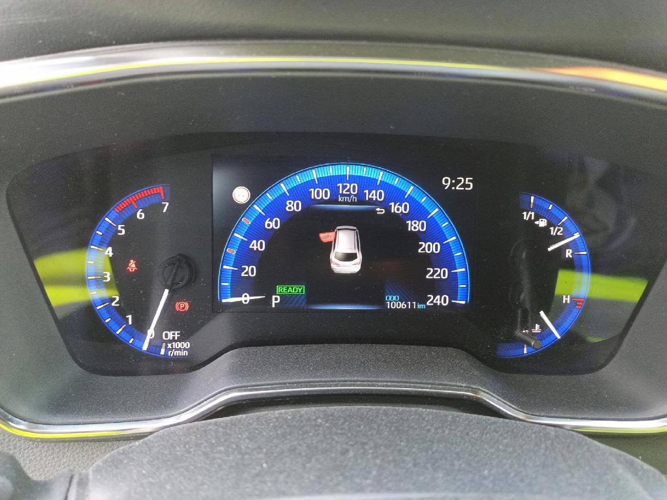 2021 Toyota Corolla Corolla 1.8 125H ACTIVE TECH E-CVT TOU SPORT coche de segunda mano