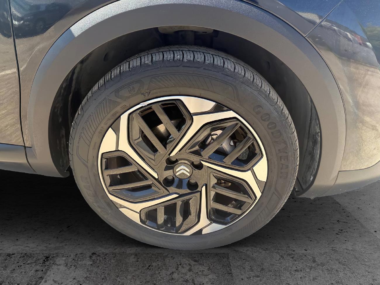2023 Citroën C4 C4 BlueHDi 130 S&S EAT8 Feel Pack 96 kW 5P Automática coche de segunda mano