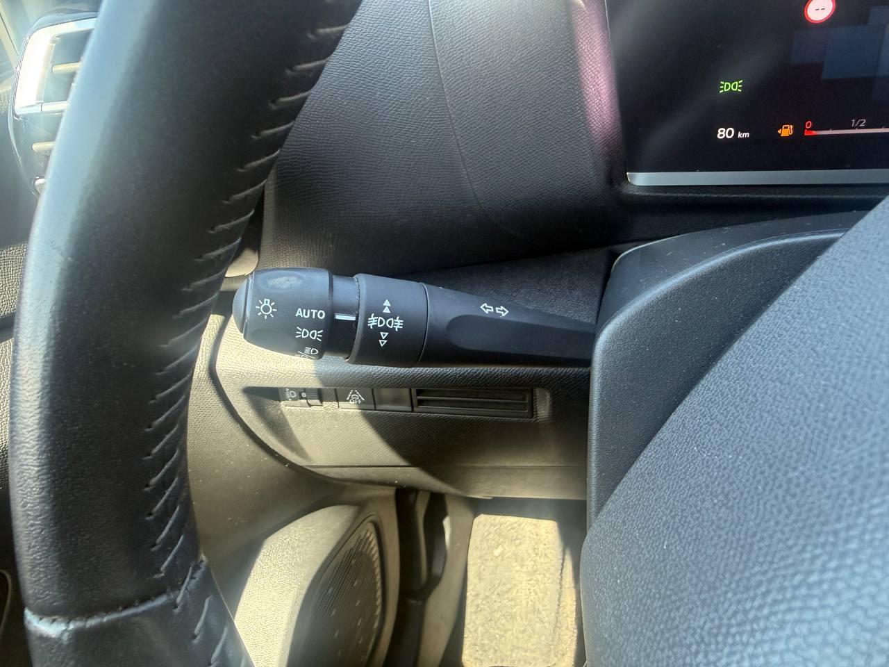 2023 Citroën C4 C4 BlueHDi 130 S&S EAT8 Feel Pack 96 kW 5P Automática coche de segunda mano