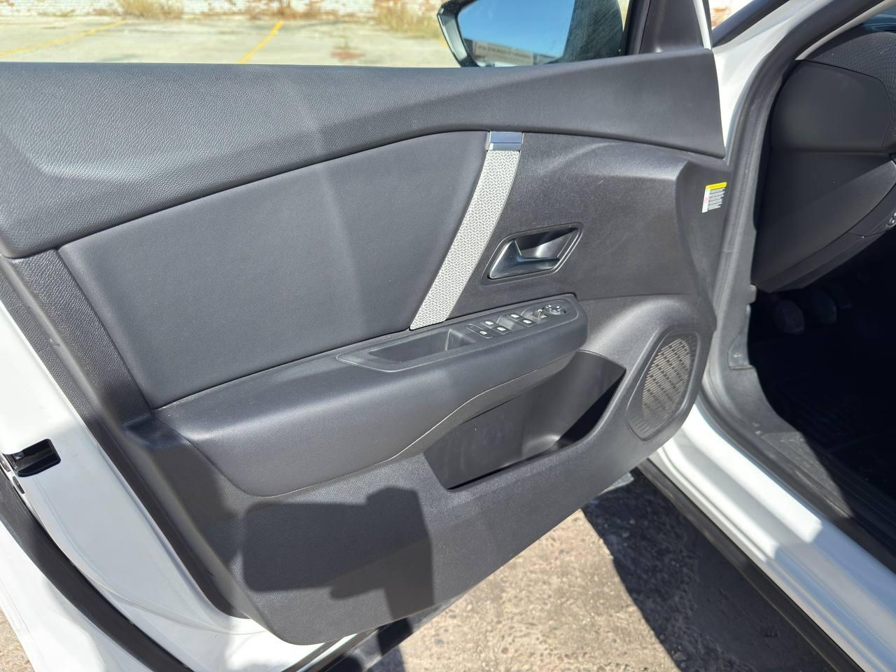 2022 Citroën C4 C4 BlueHdi 110 S&S Feel Pack  coche de segunda mano