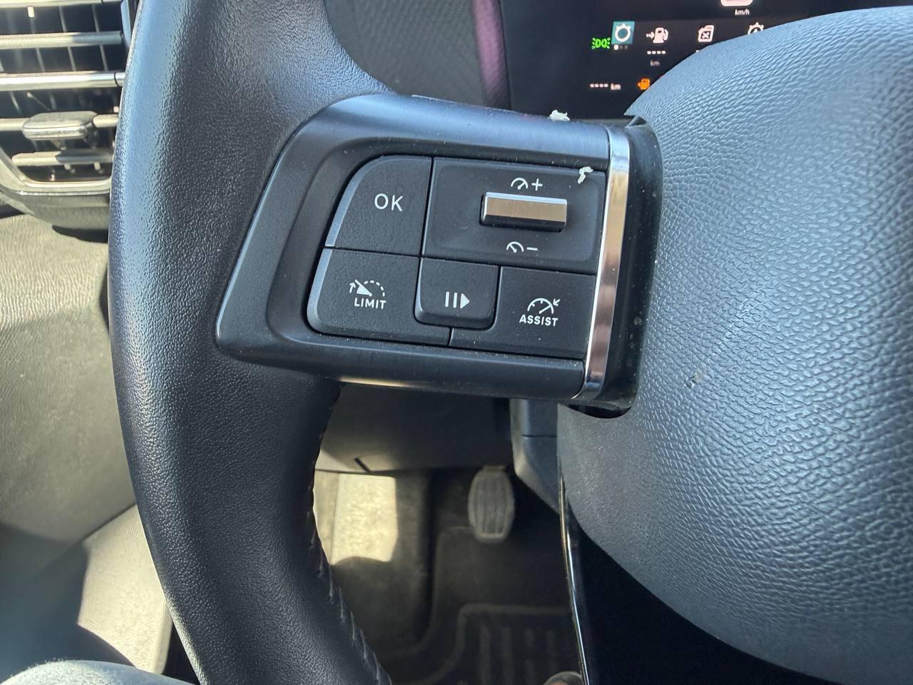 2022 Citroën C4 C4 BlueHdi 110 S&S Feel Pack  coche de segunda mano