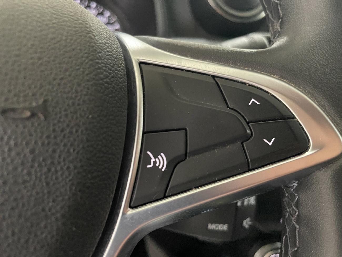 2022 Dacia Duster Duster Prestige Bl. dCi 85kW(115CV) 4X4 todoterreno 85kW 5P manual coche de segunda mano