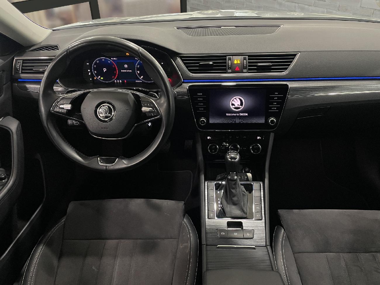 2022 Skoda SuperB SuperB Combi 2.0 TDI 110kW (150CV) DSG Style coche de segunda mano