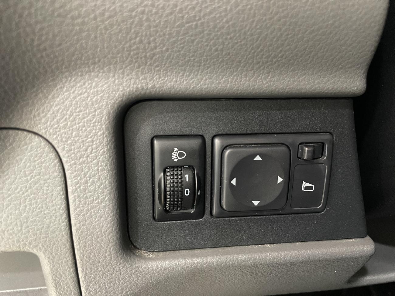 2015 Nissan NV200 NV200 Combi7 1.5dCi Comfort coche de segunda mano