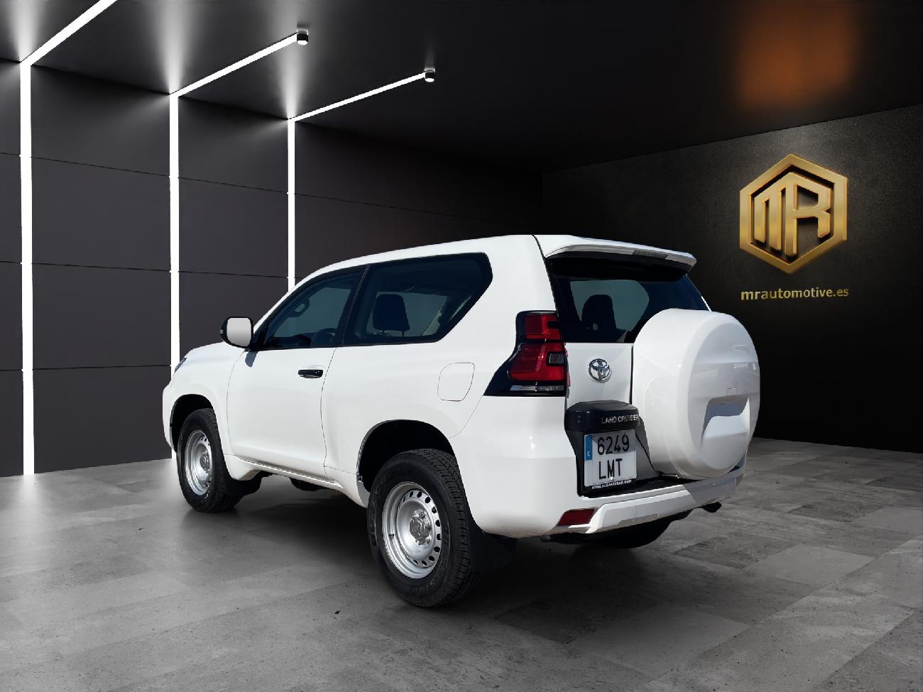 2021 Toyota Land Cruiser Land Cruiser 2.8 D-4D GX 130kW coche de segunda mano
