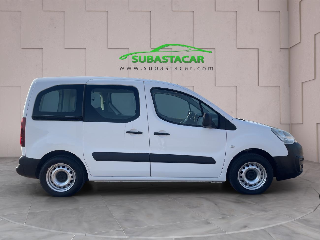 2018 Peugeot Partner Partner TEPEE Access 1.6 BlueHDi 55KW (75CV) coche de segunda mano