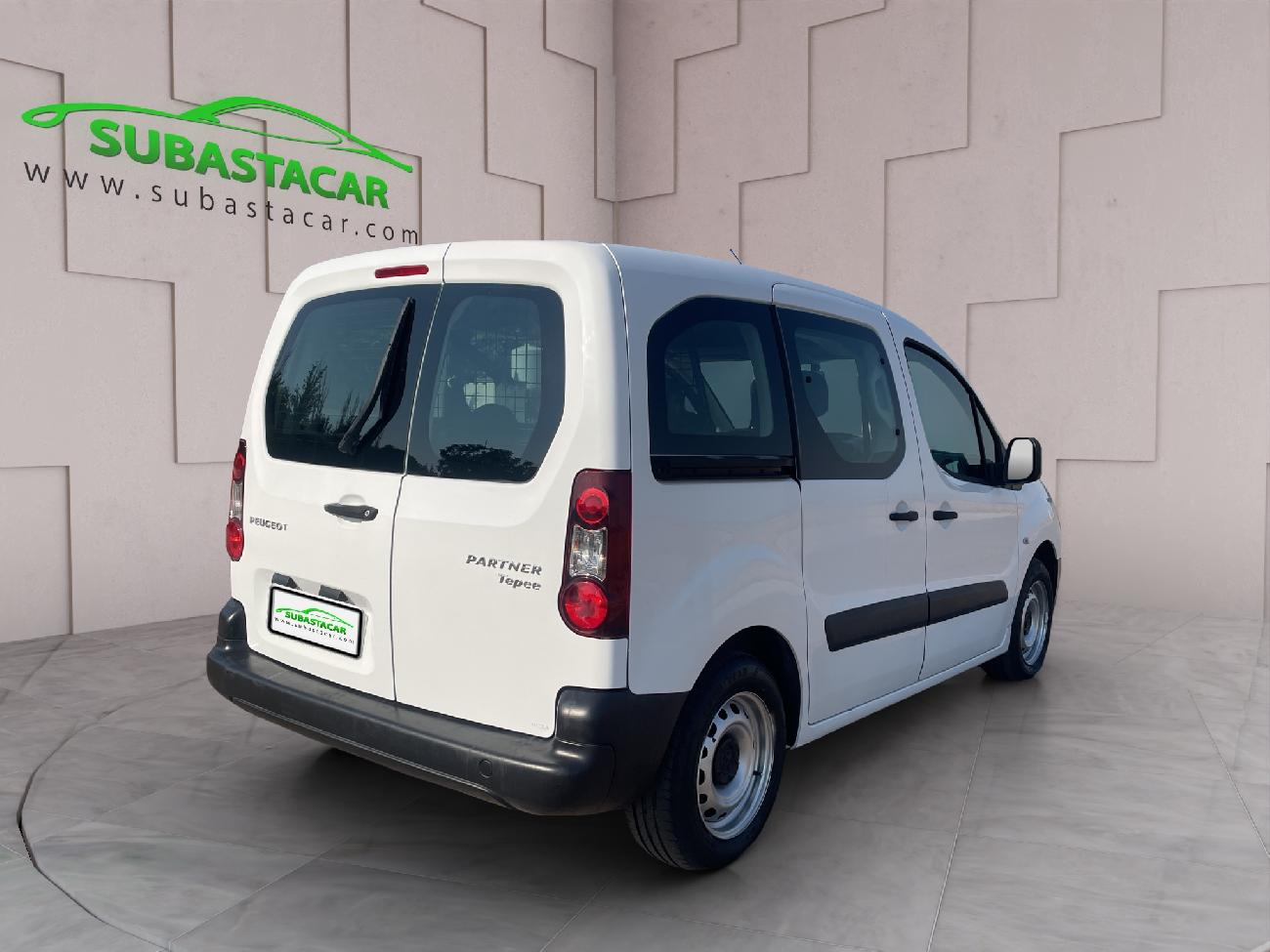 2018 Peugeot Partner Partner TEPEE Access 1.6 BlueHDi 55KW (75CV) coche de segunda mano