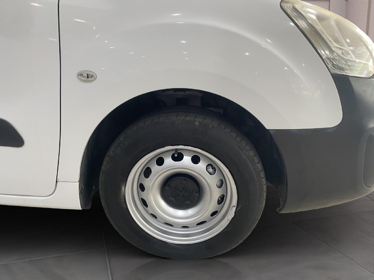 2018 Peugeot Partner Partner TEPEE Access 1.6 BlueHDi 55KW (75CV) coche de segunda mano