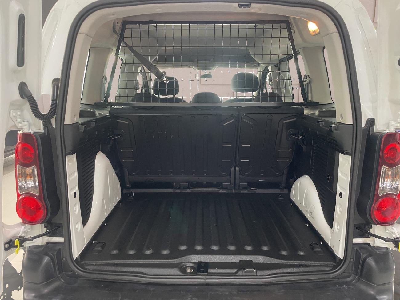 2018 Peugeot Partner Partner TEPEE Access 1.6 BlueHDi 55KW (75CV) coche de segunda mano