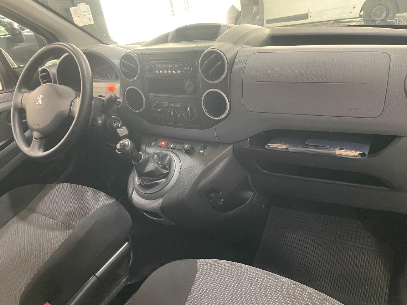2018 Peugeot Partner Partner TEPEE Access 1.6 BlueHDi 55KW (75CV) coche de segunda mano