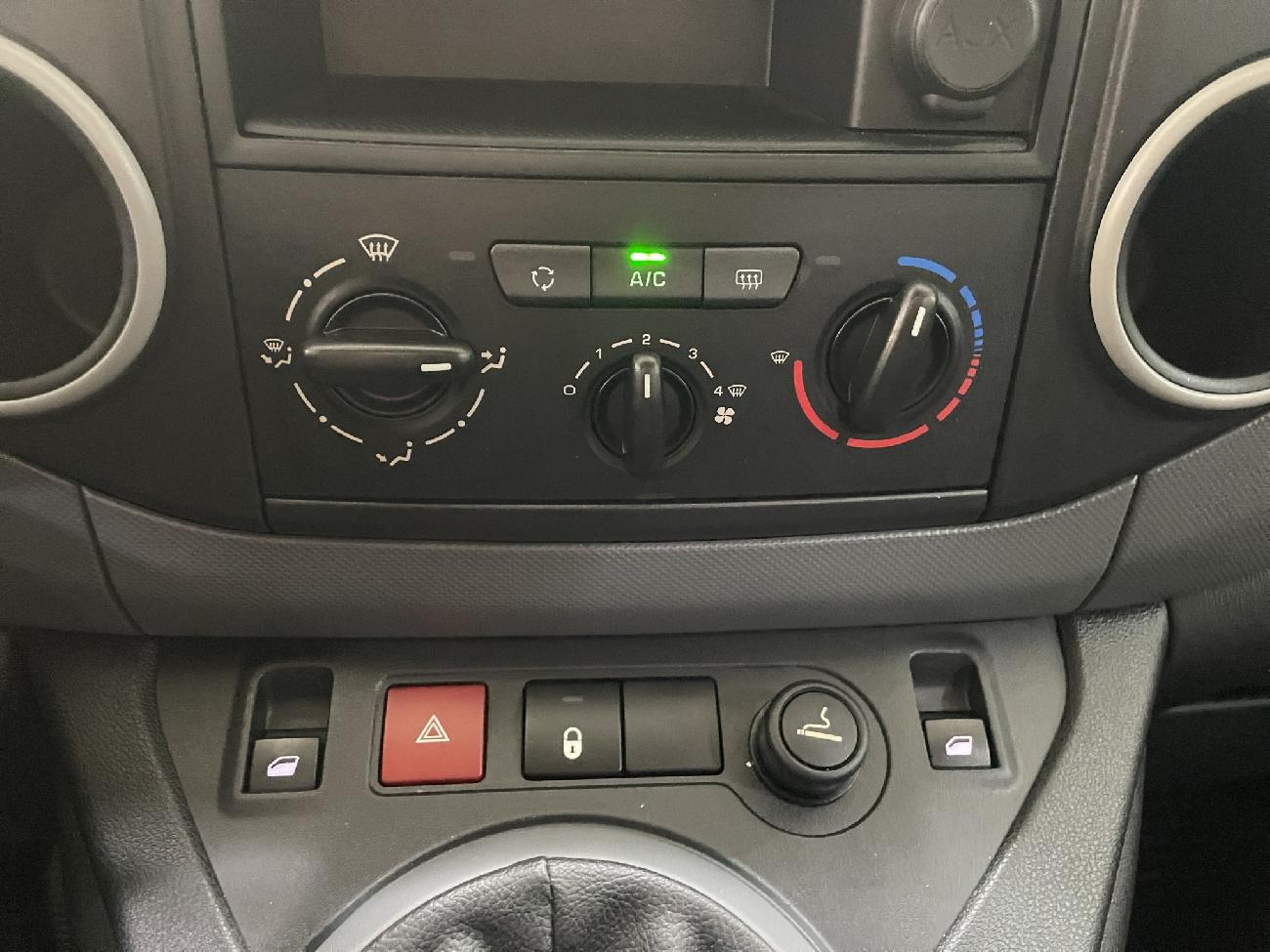 2018 Peugeot Partner Partner TEPEE Access 1.6 BlueHDi 55KW (75CV) coche de segunda mano