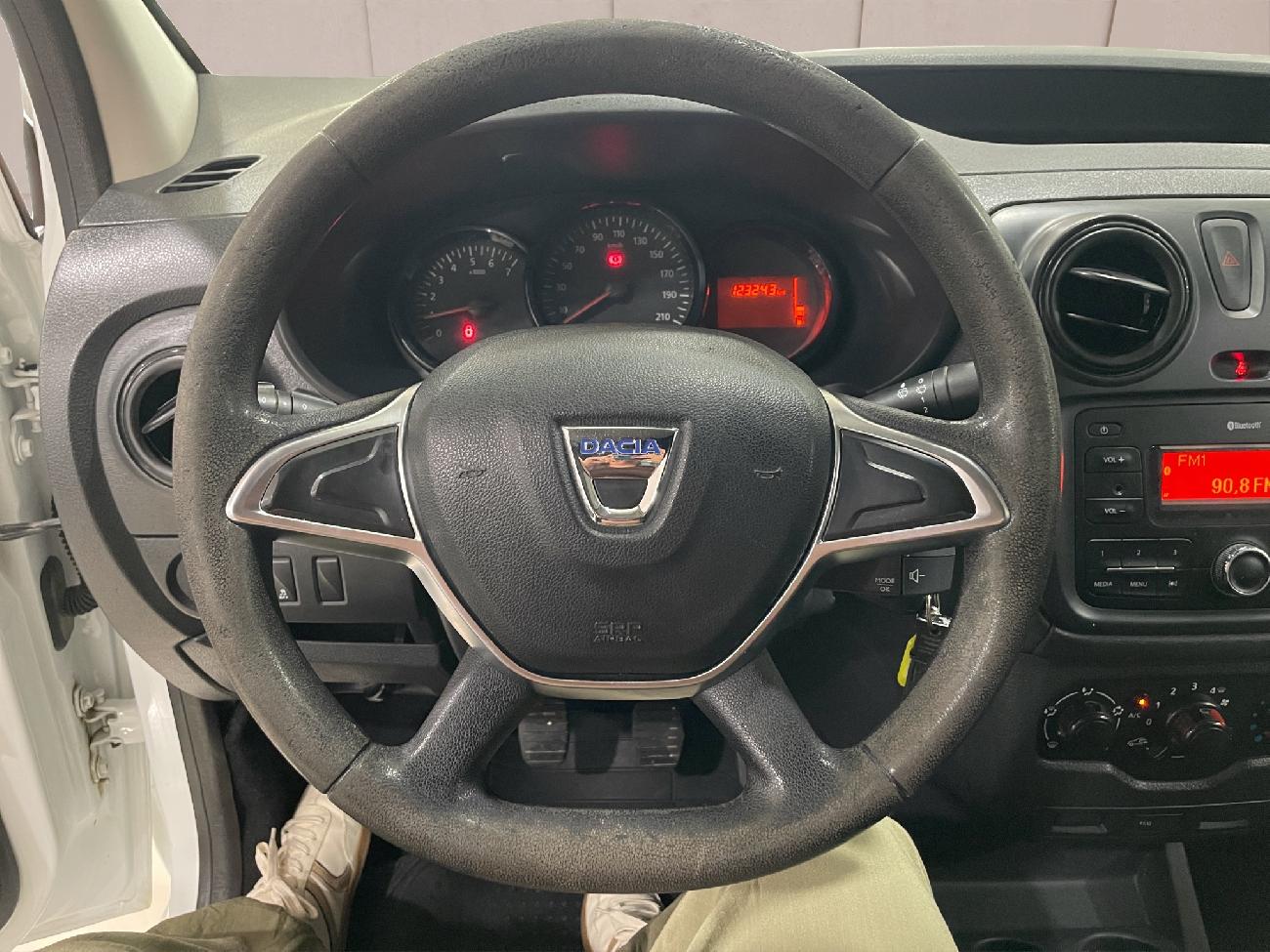 2019 Dacia Dokker Dokker Van Essential dCi 55kW (75CV) coche de segunda mano