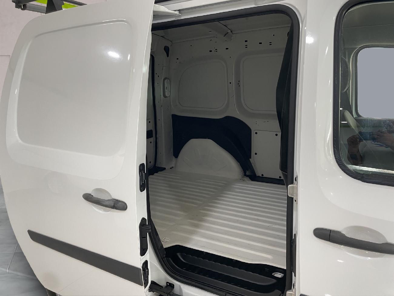 2018 Renault Kangoo Kangoo FURGÓN Profesional dCi 55kW (75CV) Euro 6 coche de segunda mano