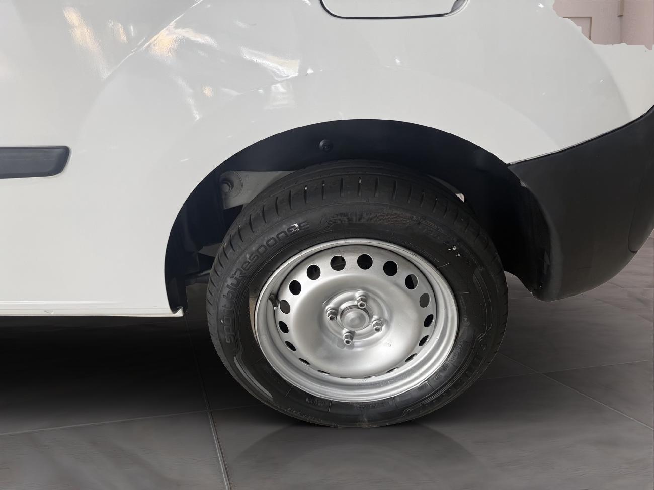 2019 Renault Kangoo Kangoo FURGÓN Profesional dCi 55kW (75CV) Euro 6 coche de segunda mano
