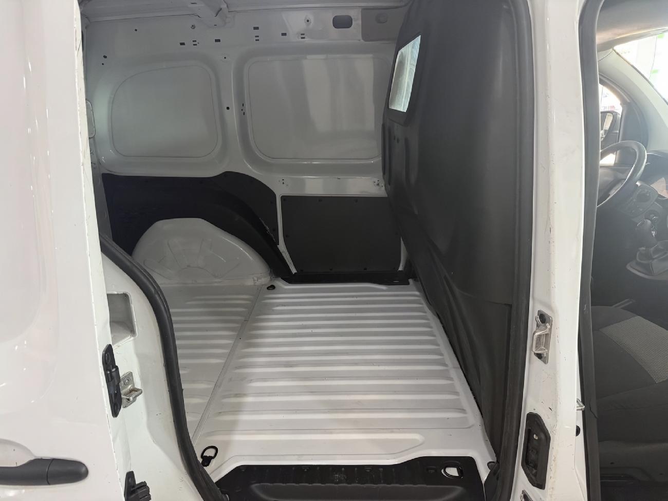 2019 Renault Kangoo Kangoo FURGÓN Profesional dCi 55kW (75CV) Euro 6 coche de segunda mano