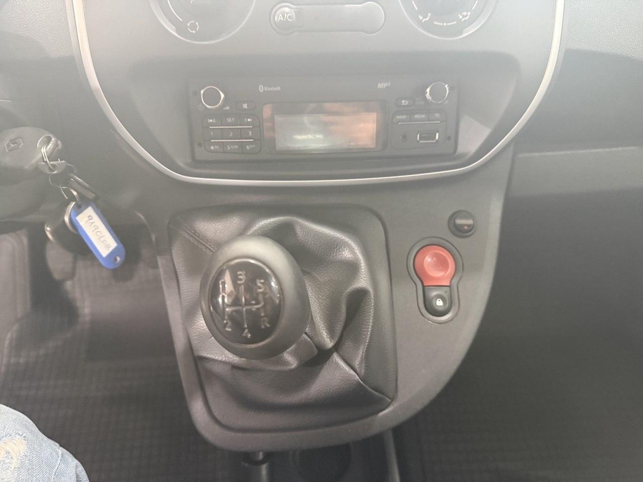 2019 Renault Kangoo Kangoo FURGÓN Profesional dCi 55kW (75CV) Euro 6 coche de segunda mano