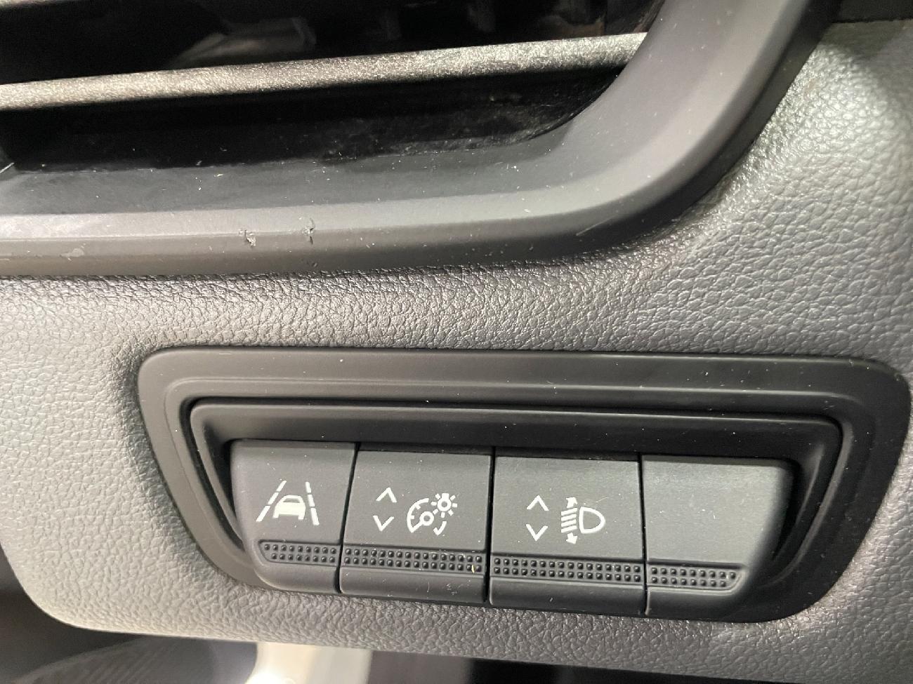 2021 Renault Clio Clio Business Blue dCi 74kW (100CV) coche de segunda mano