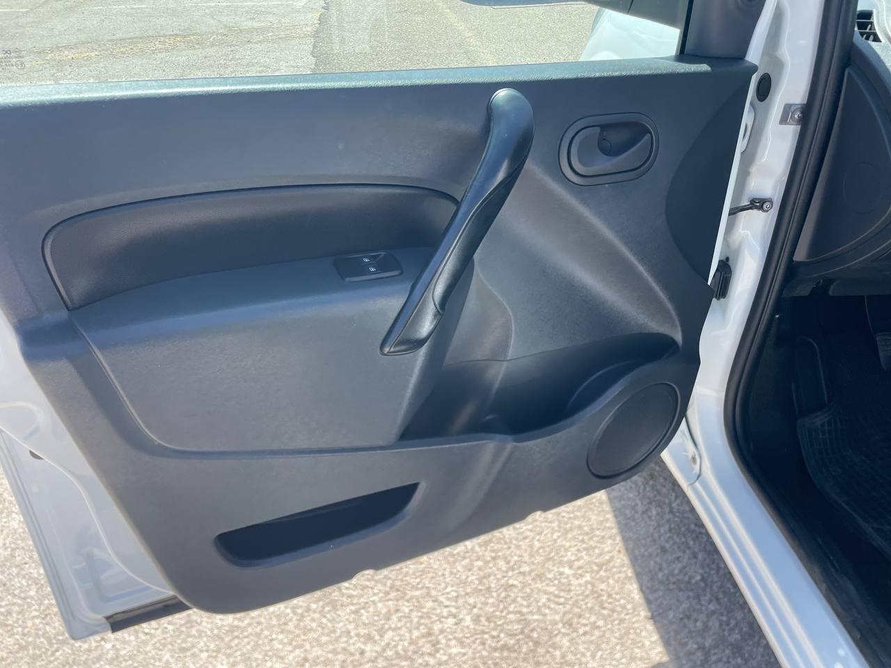 2019 Renault Kangoo Kangoo COMBI Profesional N1 Energy dCi 55kW (75CV) coche de segunda mano