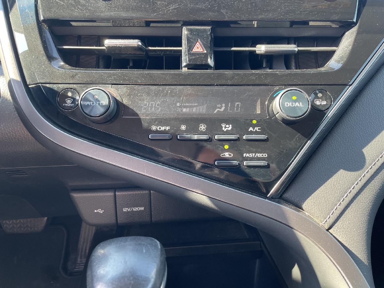 2022 Toyota Camry Camry  2.5 220H Advance sedán 160kW coche de segunda mano