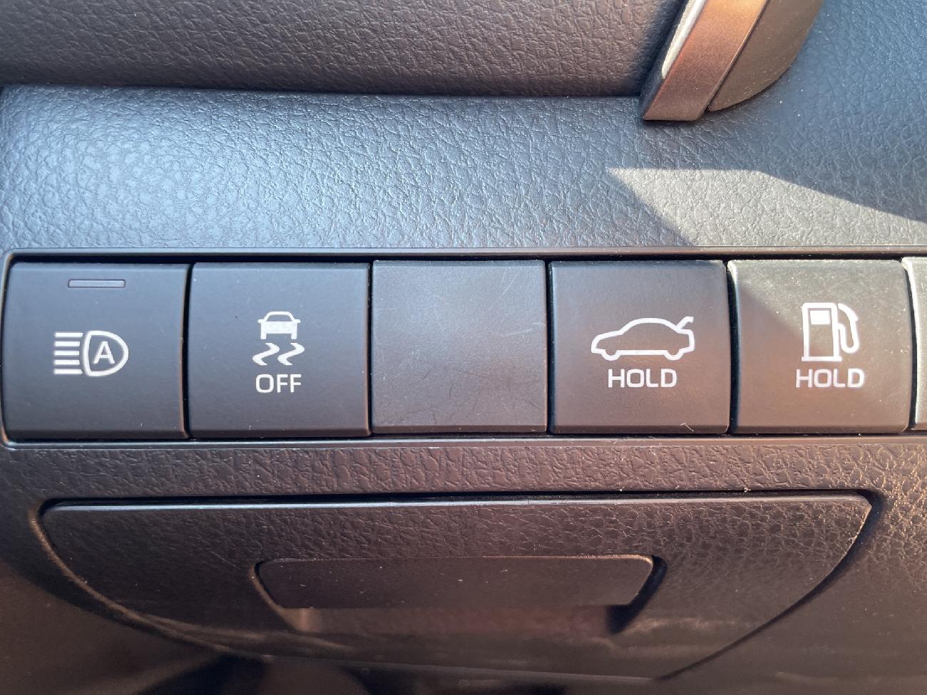 2022 Toyota Camry Camry  2.5 220H Advance sedán 160kW coche de segunda mano