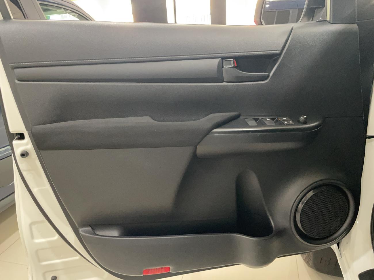 2020 Toyota Hilux Hilux Hilux 2.4 D-4D Cabina Doble GX 4x4  coche de segunda mano