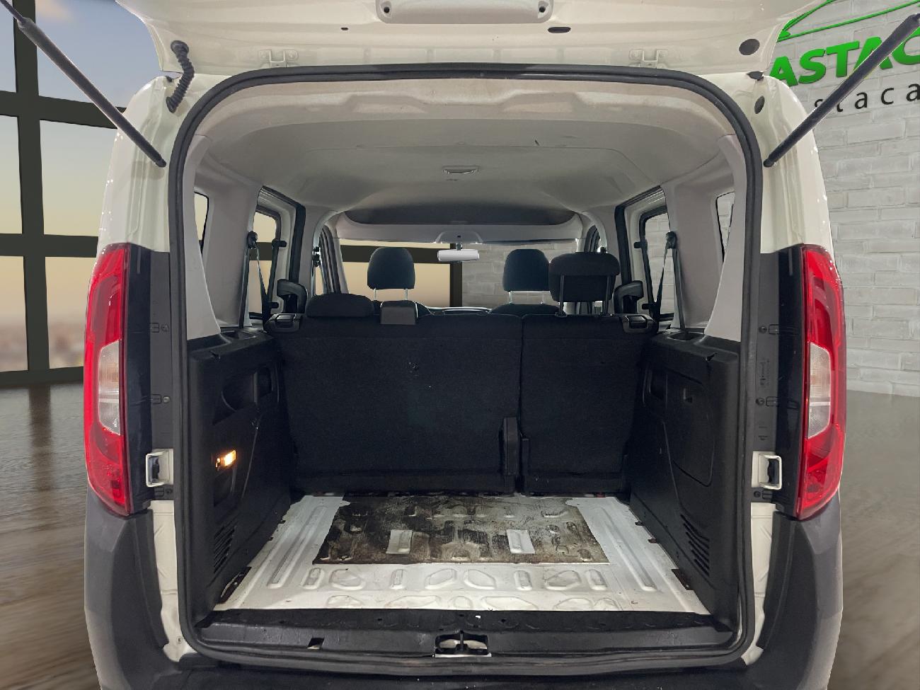 2019 Fiat Doblo Dobló PANORAMA POP N1 1.3 MULTIJET 95CV COMBI  coche de segunda mano