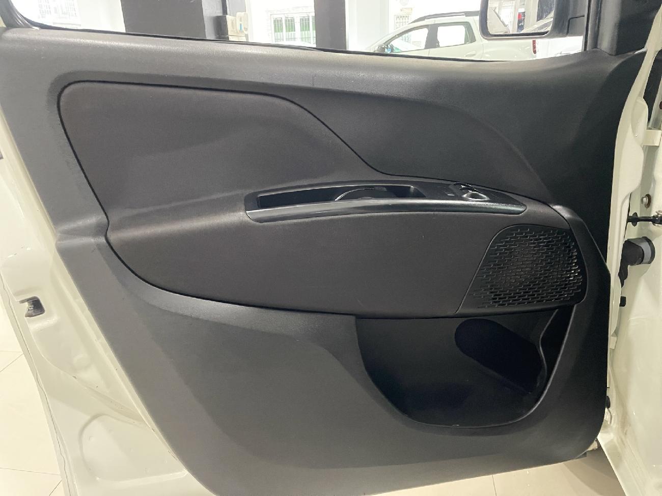 2019 Fiat Doblo Dobló PANORAMA POP N1 1.3 MULTIJET 95CV COMBI  coche de segunda mano