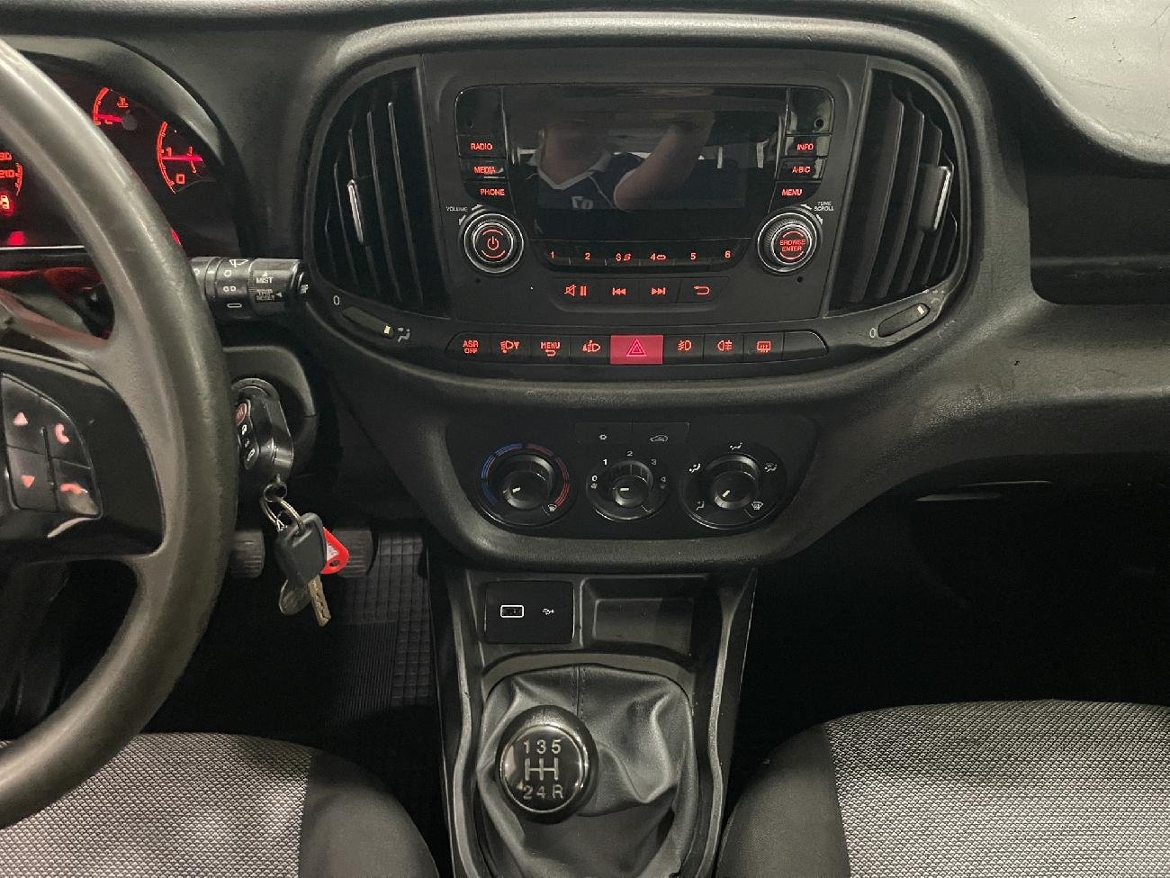 2019 Fiat Doblo Dobló PANORAMA POP N1 1.3 MULTIJET 95CV COMBI  coche de segunda mano