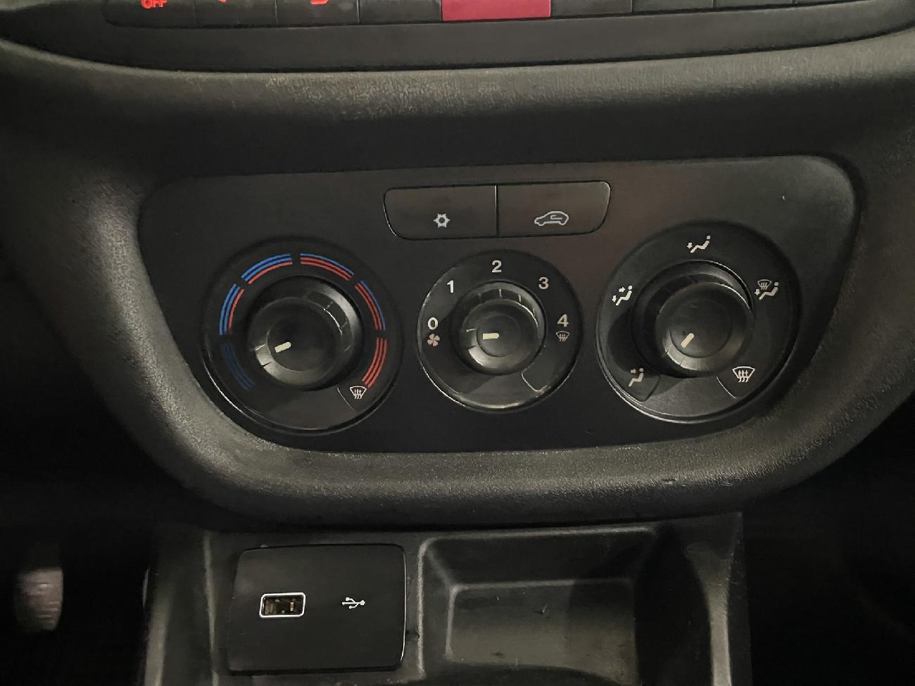 2019 Fiat Doblo Dobló PANORAMA POP N1 1.3 MULTIJET 95CV COMBI  coche de segunda mano