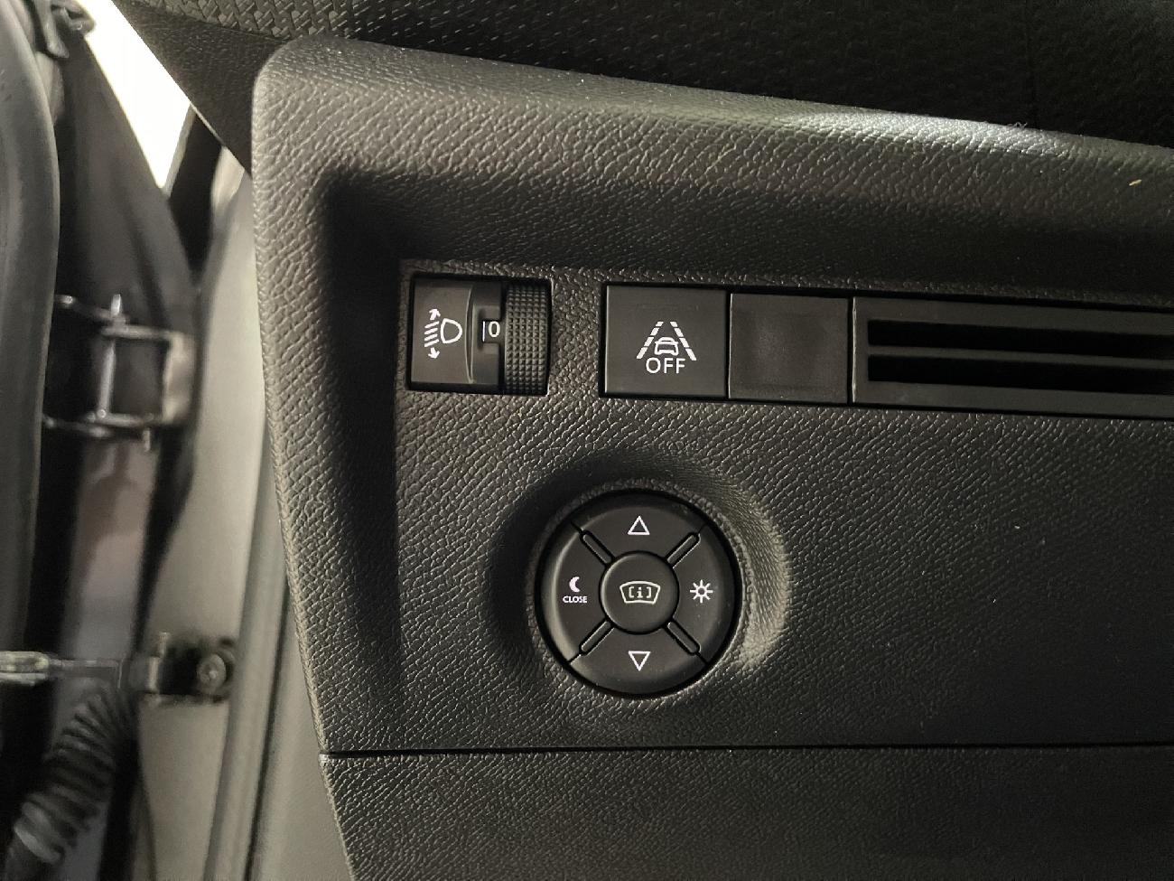 2022 Citroën C4 C4 BlueHdi 110 S&S Feel Pack  coche de segunda mano