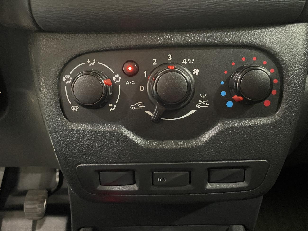 2021 Dacia Dokker Dokker Van Essential 1.6 80kW (110CV) ECO-G coche de segunda mano