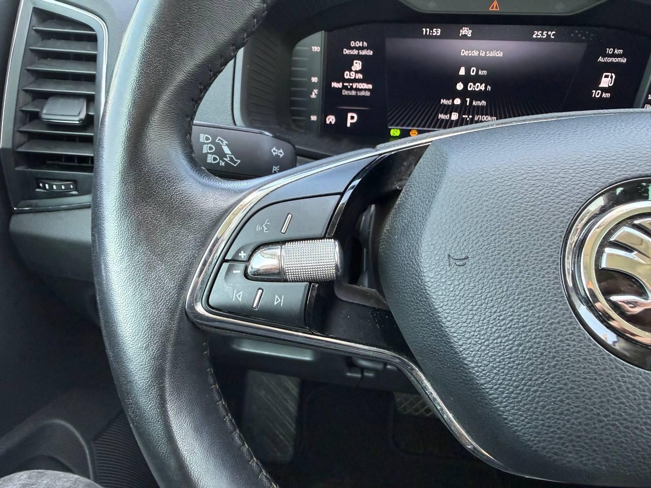 2023 Skoda Karoq Karoq 2.0 TDI 110kW (150CV) DSG 4X4 Ambition  coche de segunda mano