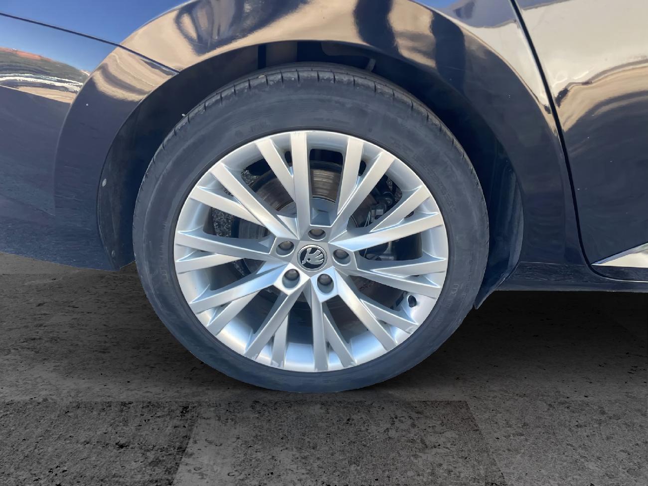 2021 Skoda SuperB SuperB Style 1.4 TSI iV P-HEV 160kW DSG coche de segunda mano