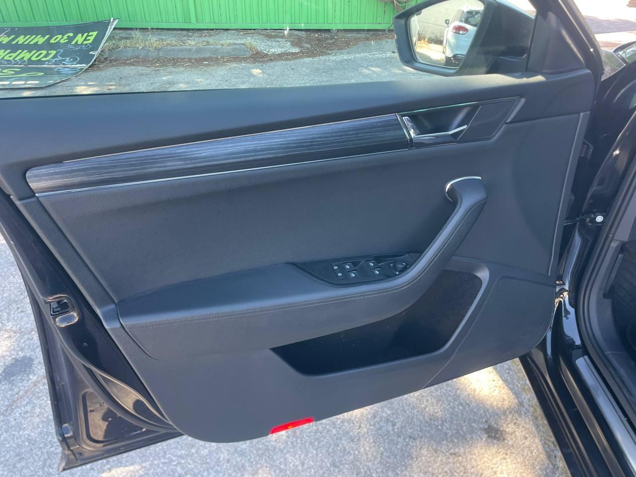 2021 Skoda SuperB SuperB Style 1.4 TSI iV P-HEV 160kW DSG coche de segunda mano