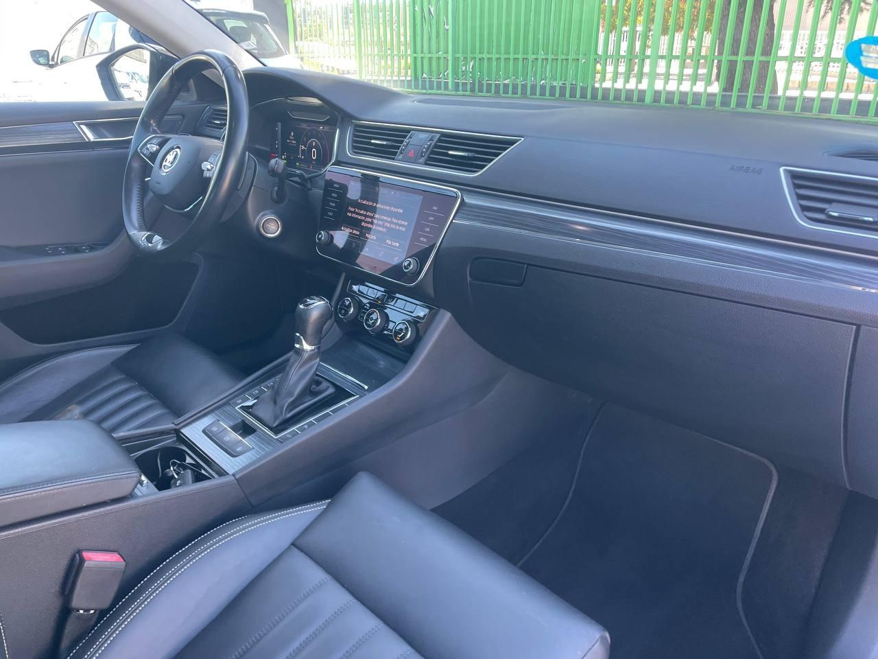2021 Skoda SuperB SuperB Style 1.4 TSI iV P-HEV 160kW DSG coche de segunda mano