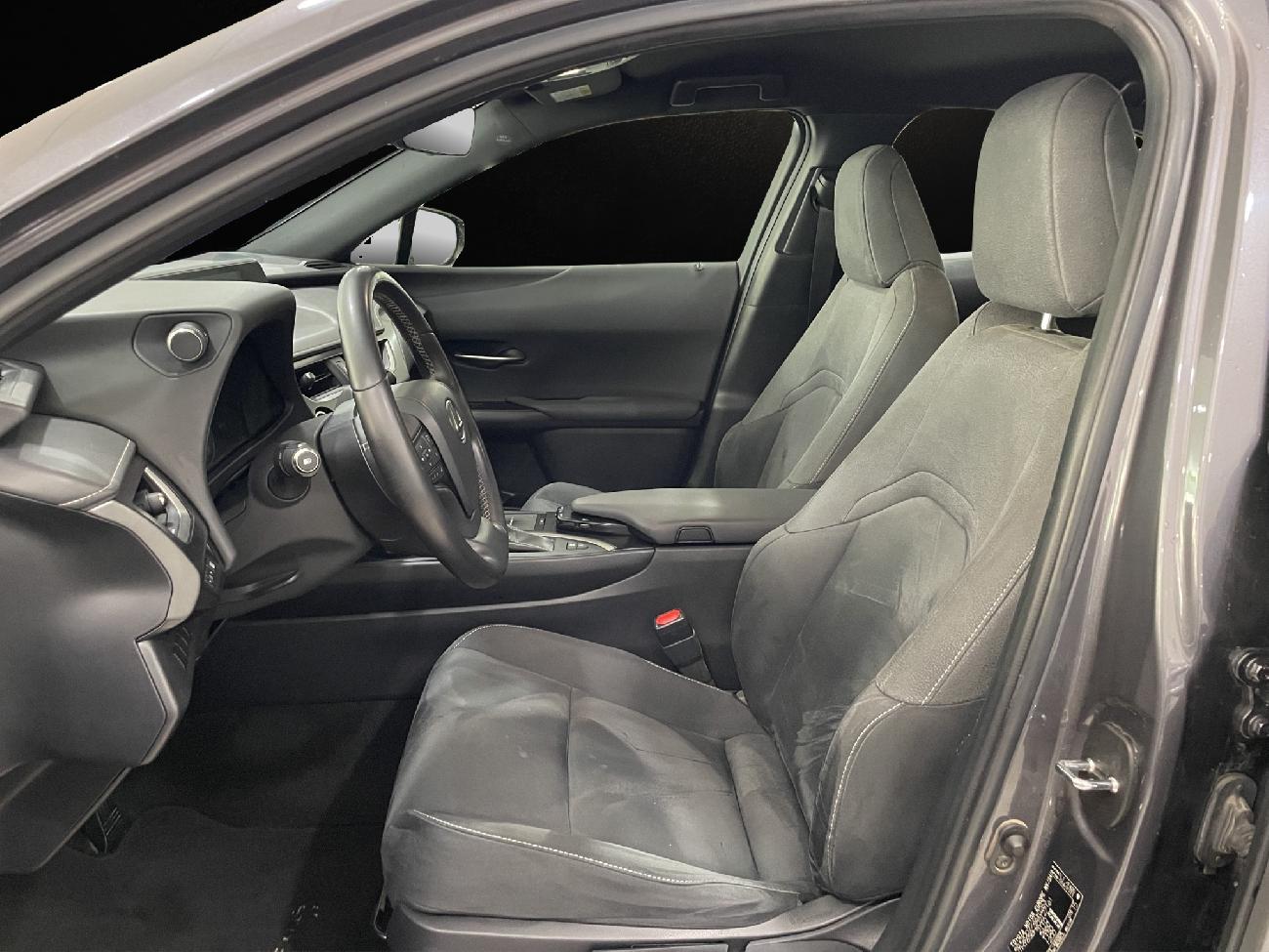 2022 Lexus UX UX 2.0 250h Business coche de segunda mano