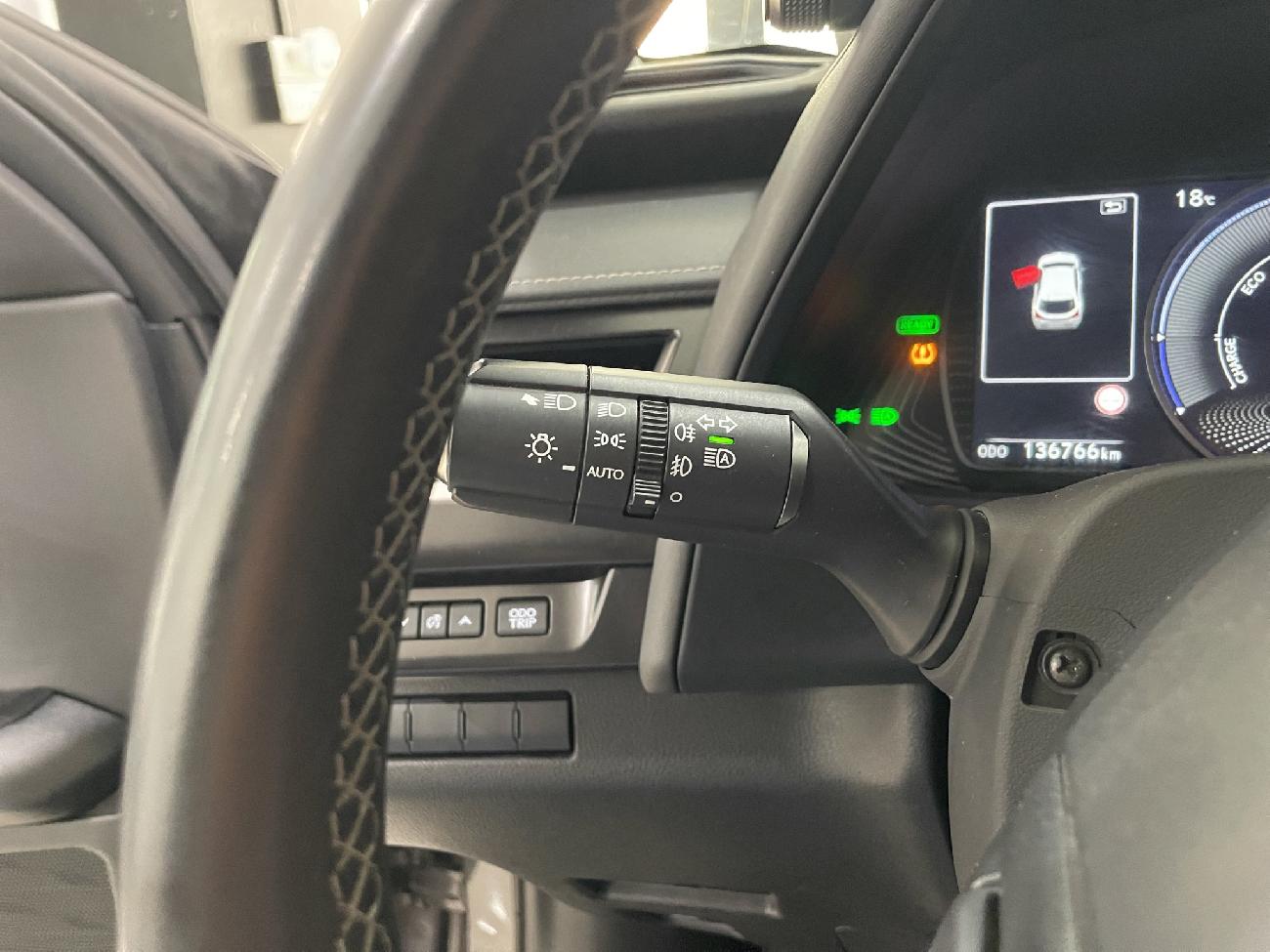 2022 Lexus UX UX 2.0 250h Business coche de segunda mano