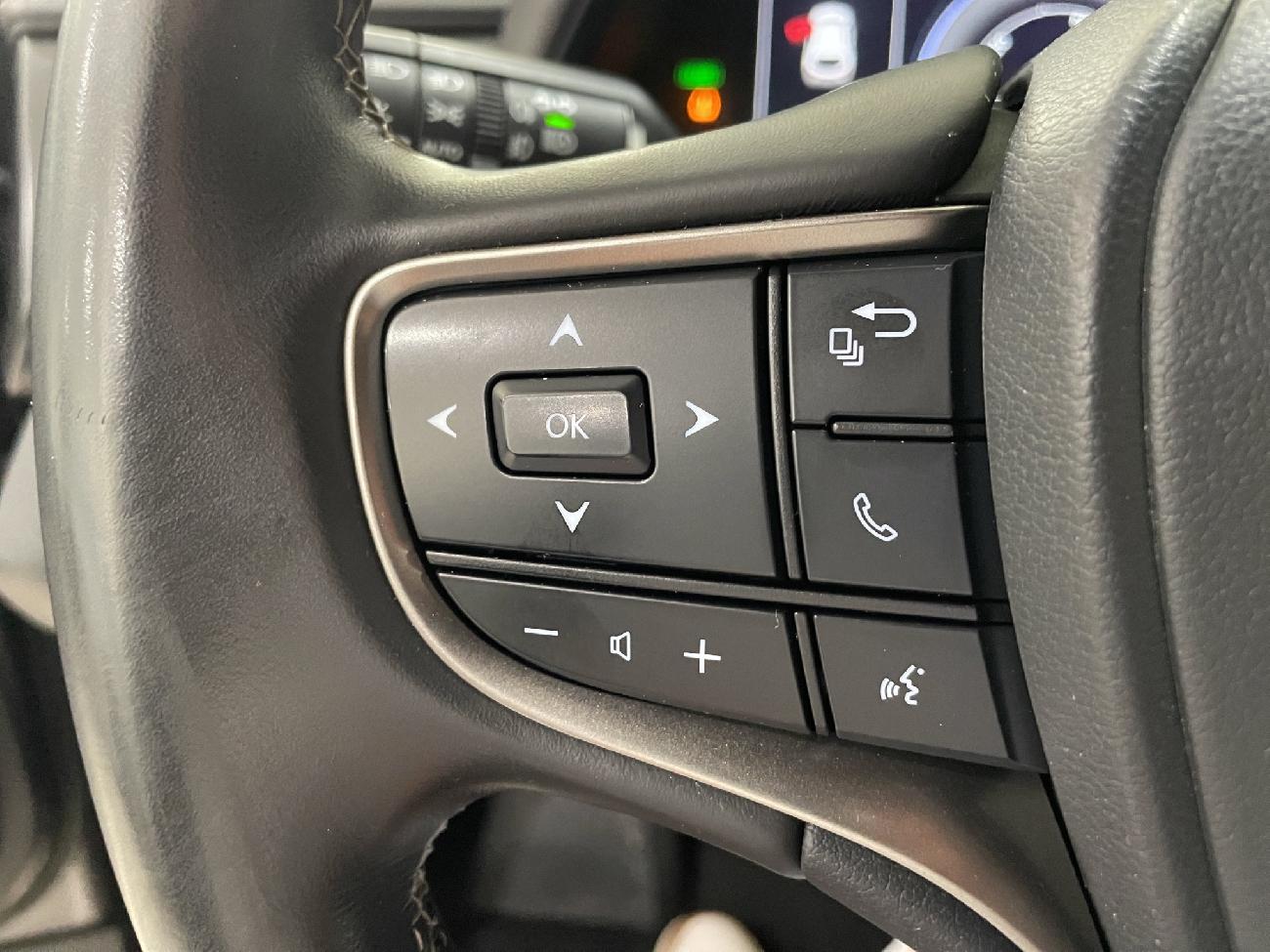 2022 Lexus UX UX 2.0 250h Business coche de segunda mano