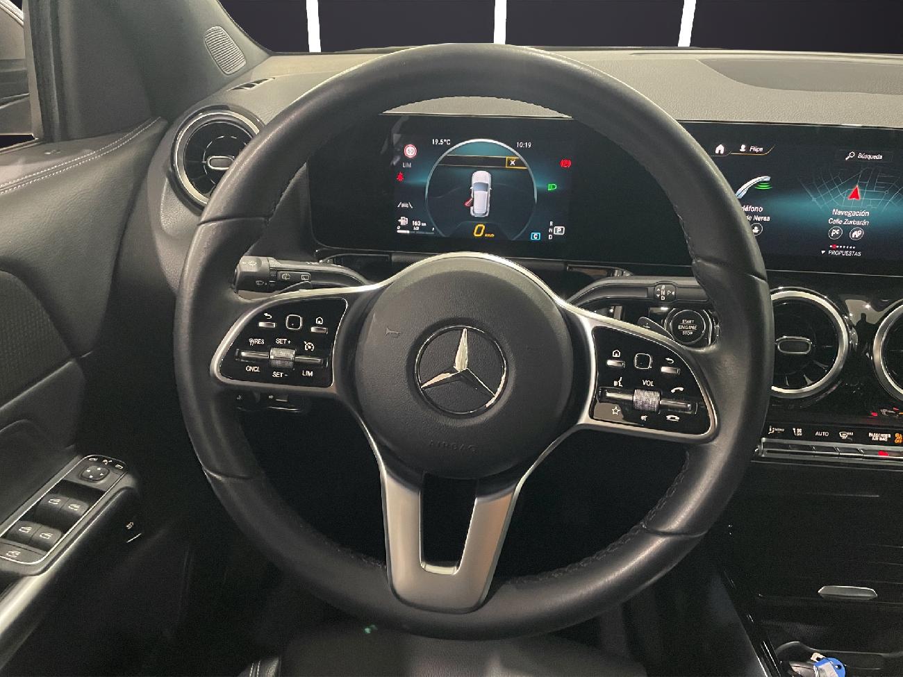 2022 Mercedes GLA GLA 200 D coche de segunda mano