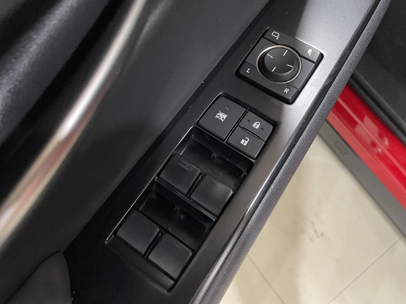 2020 Lexus UX UX 2.0 250h Business coche de segunda mano