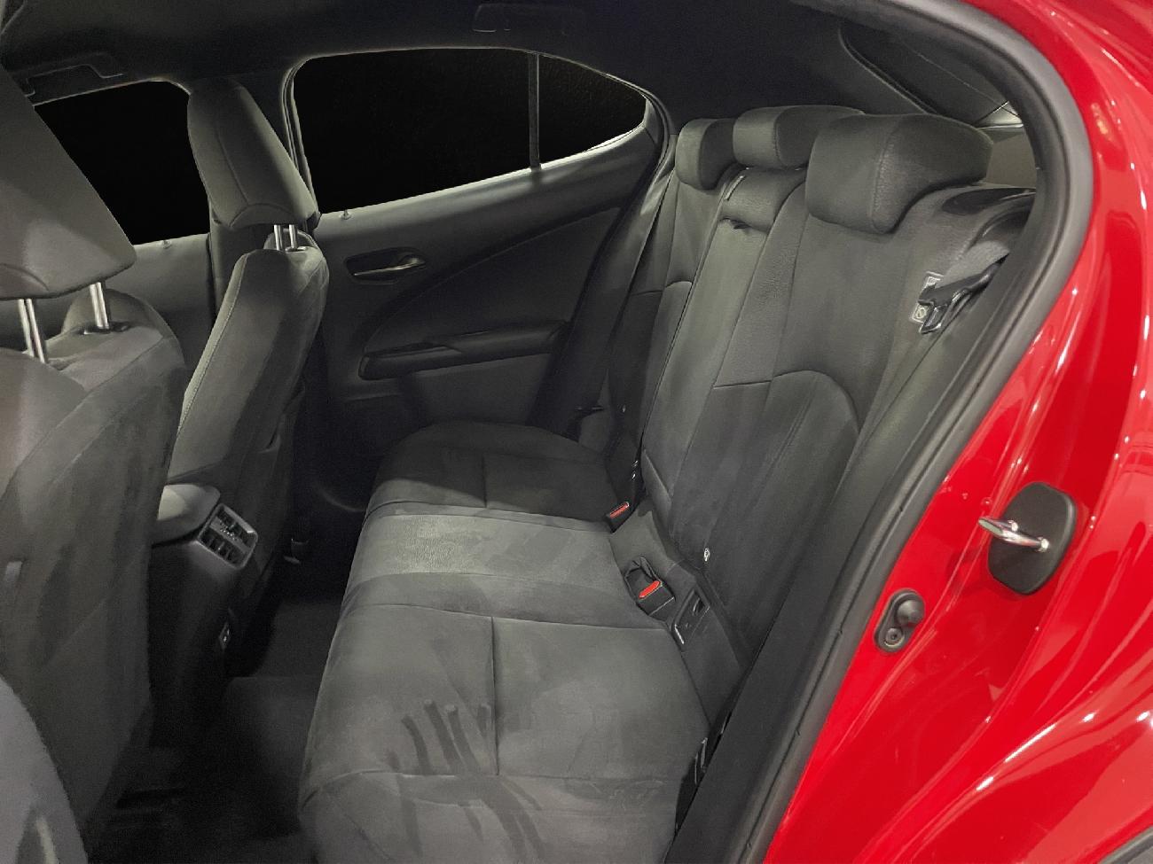 2020 Lexus UX UX 2.0 250h Business coche de segunda mano