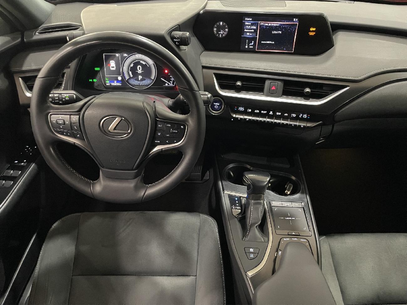 2020 Lexus UX UX 2.0 250h Business coche de segunda mano