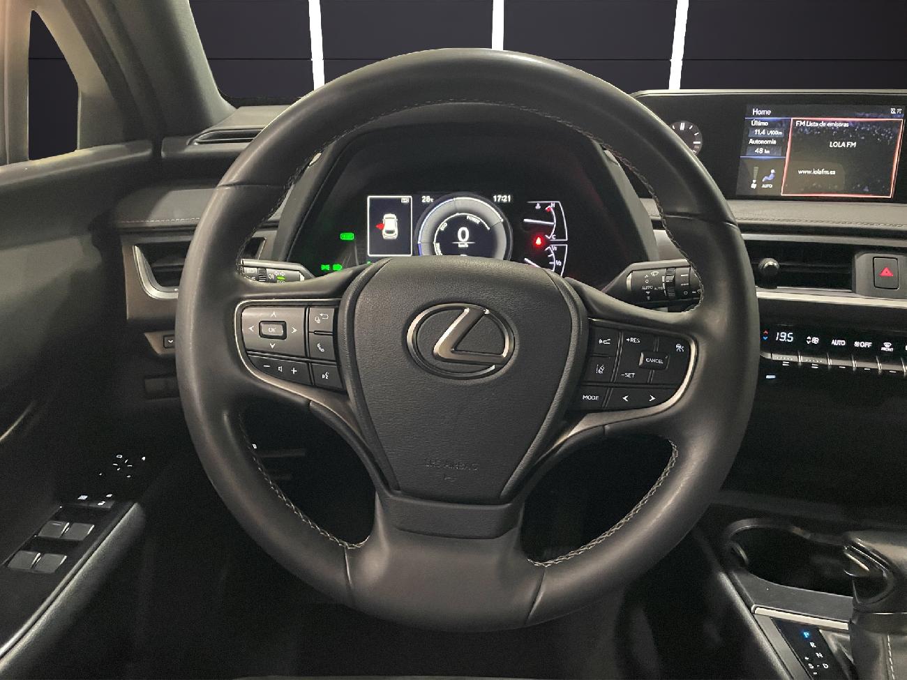 2020 Lexus UX UX 2.0 250h Business coche de segunda mano