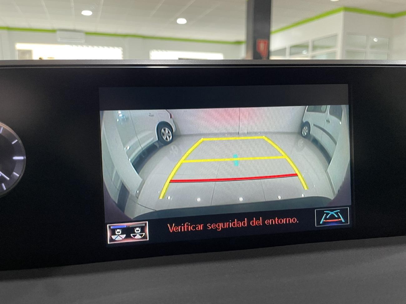 2020 Lexus UX UX 2.0 250h Business coche de segunda mano