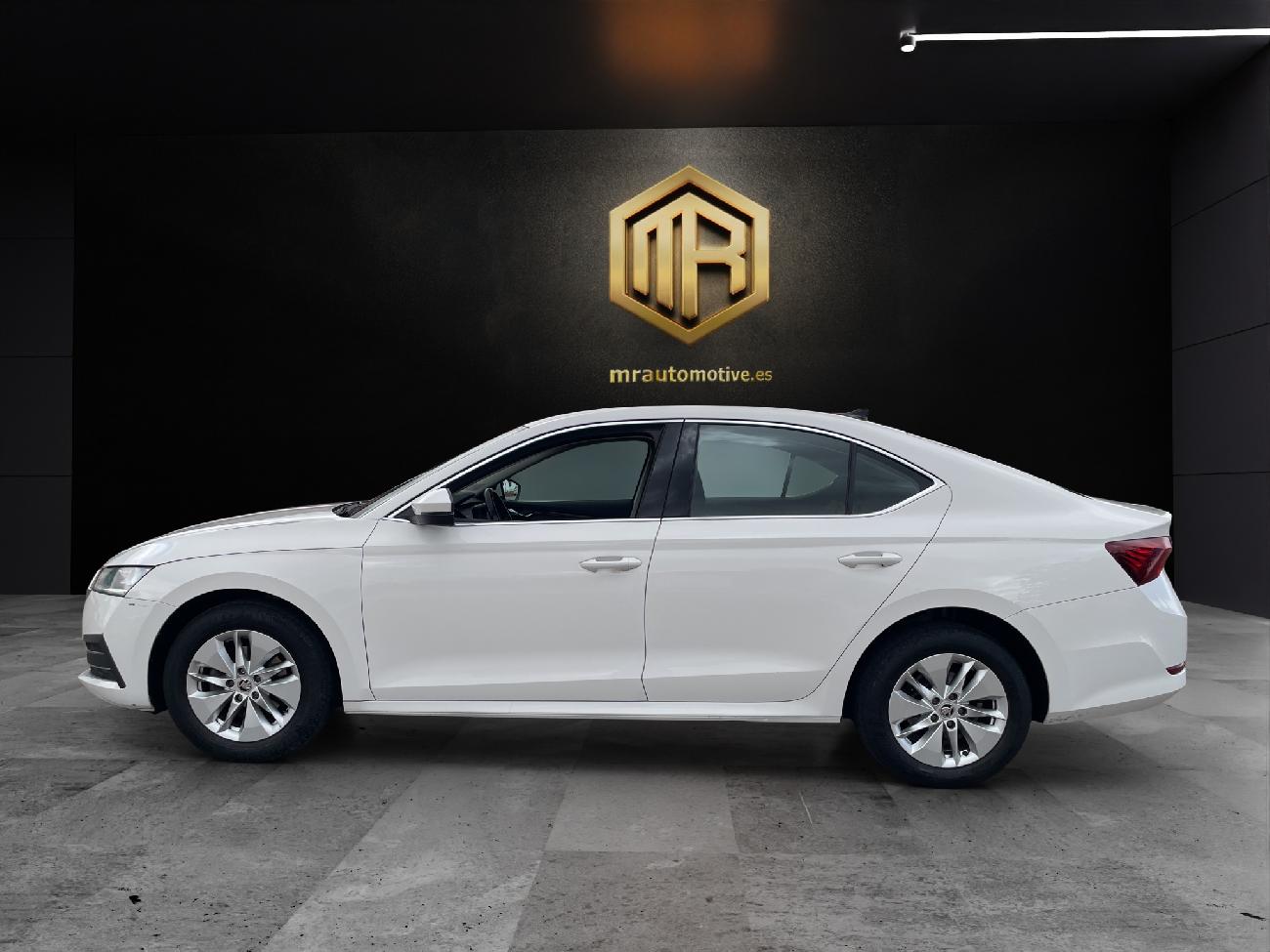 2023 Skoda Octavia Octavia 2.0 TDI 85kW (115 CV) Manual Ambition coche de segunda mano
